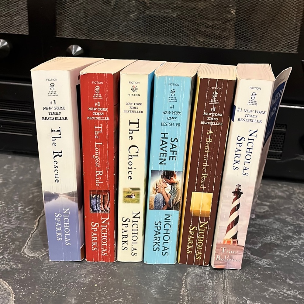 6 Nicholas Sparks Books